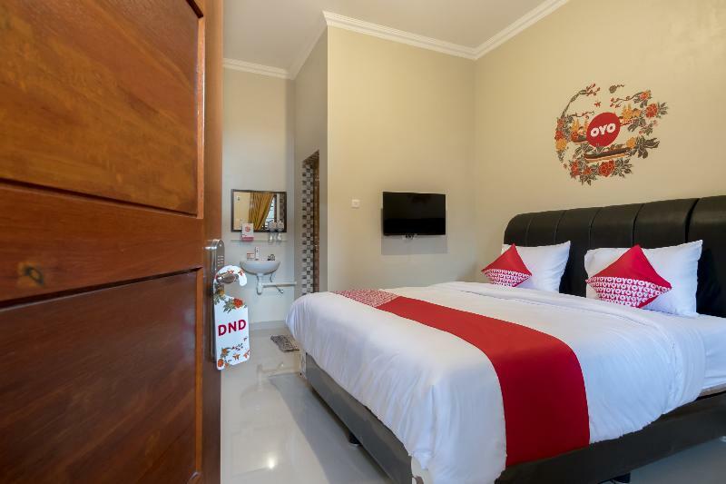Reddoorz At Joyce Guest House Medan Exterior photo